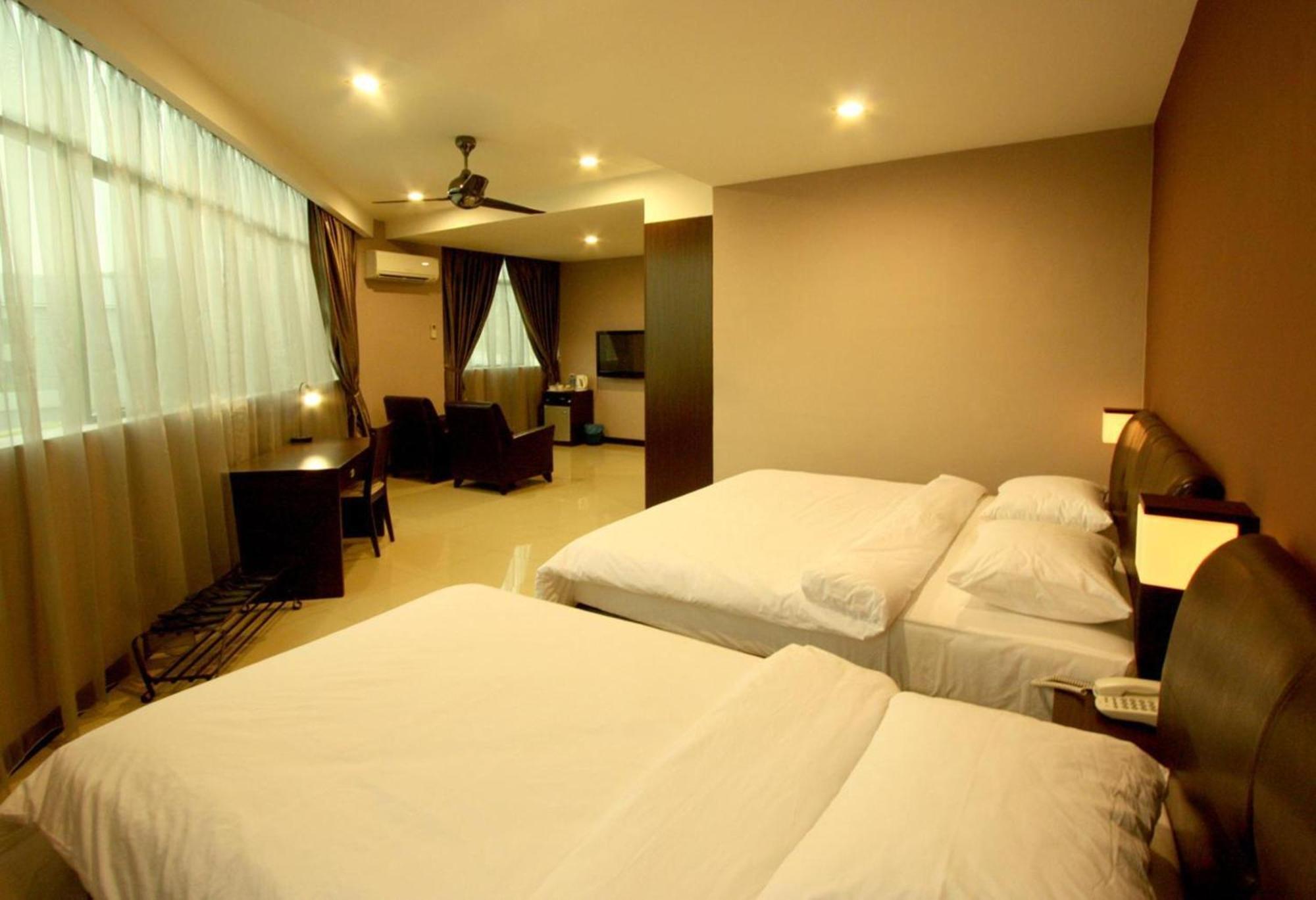 Hotel Rail 3*