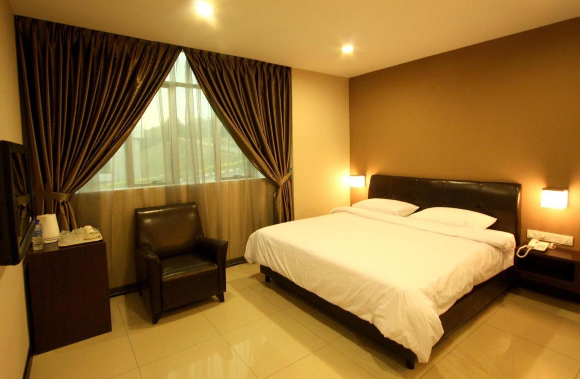 Rail Hotel 3*